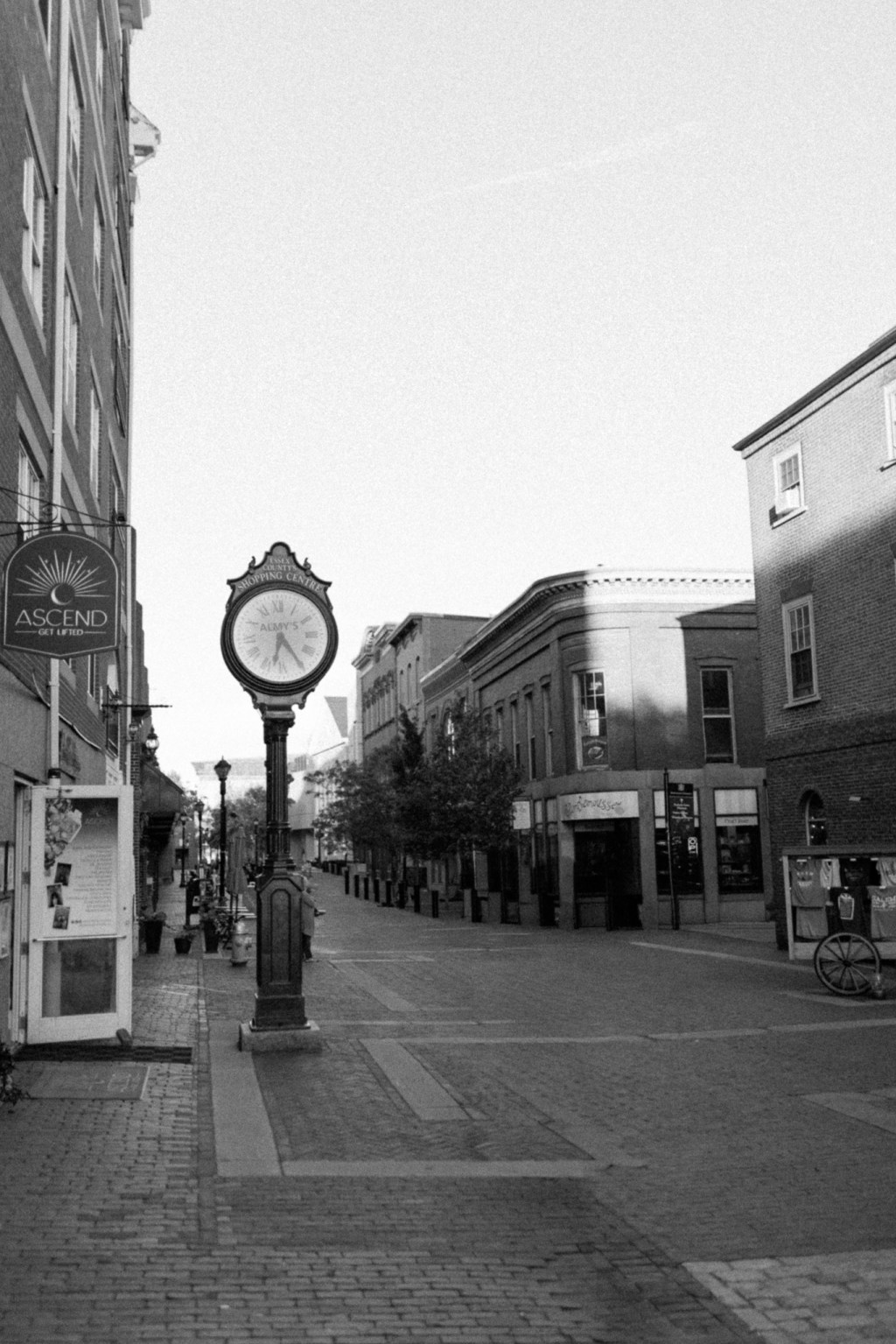 Essex Street in Salem photography by Pride in Optics